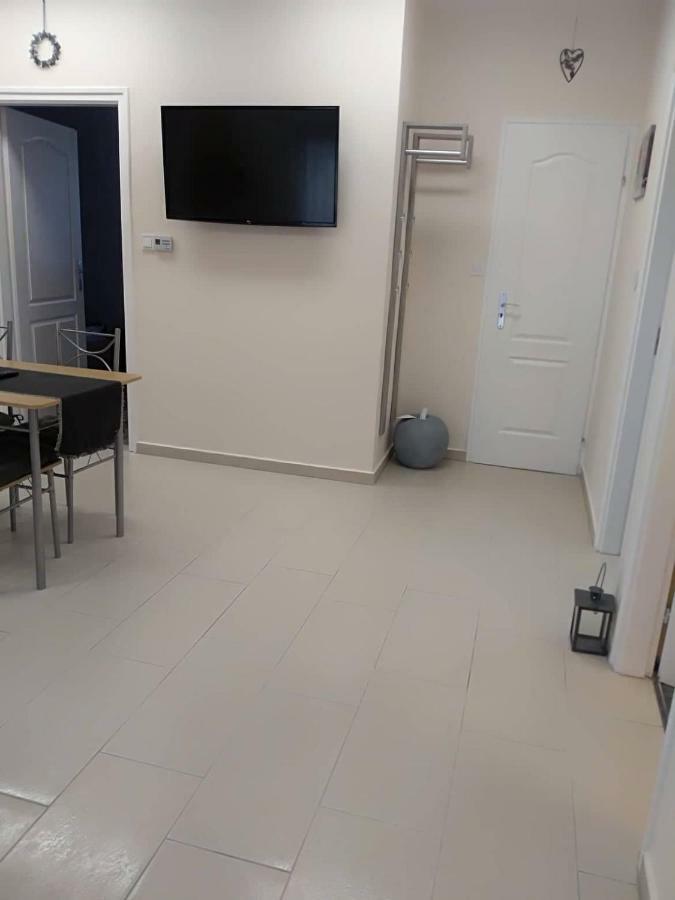 Alma Vendeghaz Otel Veszprém Dış mekan fotoğraf